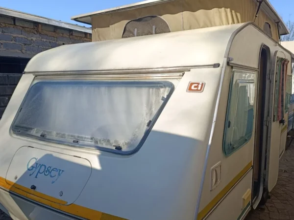1991 Gypsey Caravette 5
